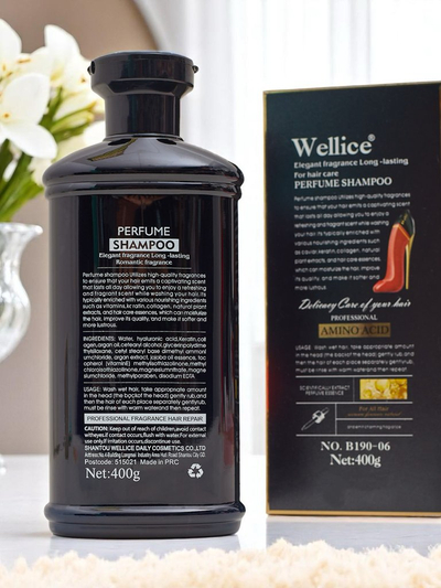 Wellice Perfumed hair shampoo with keratin smoothes and moisturizes