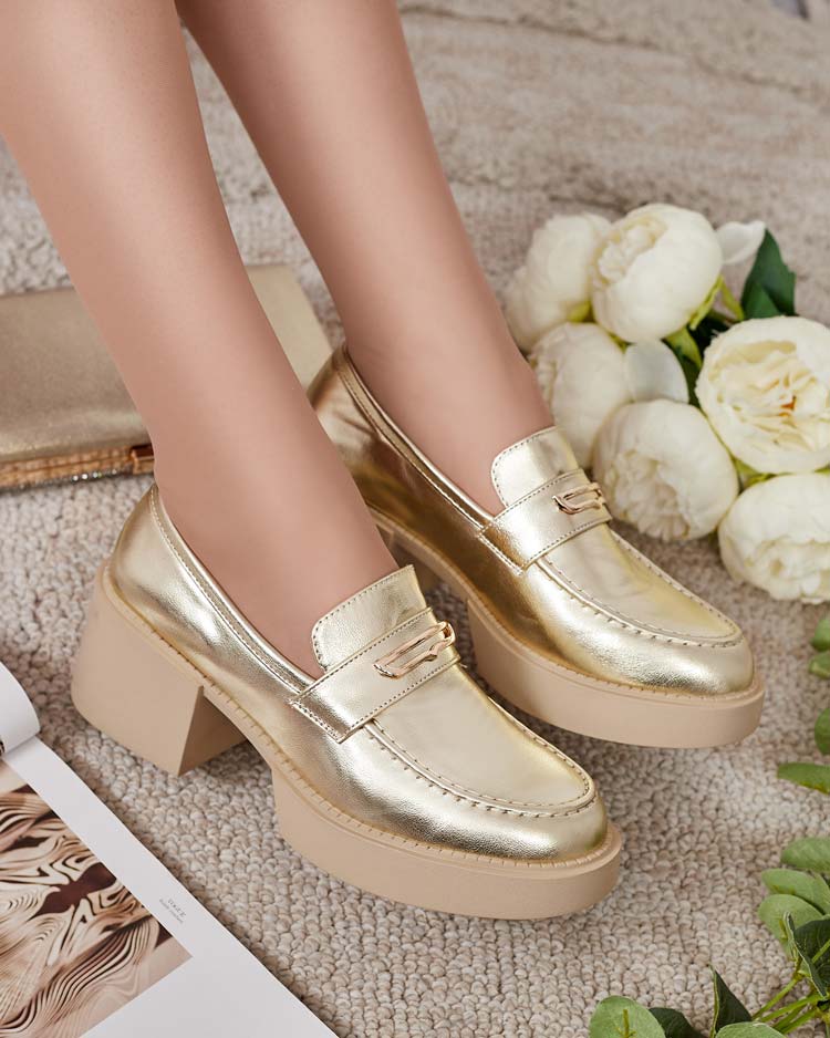 Royalfashion Women's moccasins on a post Ralbali