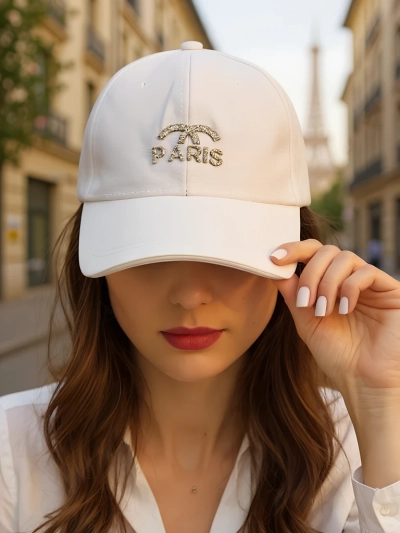 Royalfashion Nokakiviidega pesapallimüts Paris Glam