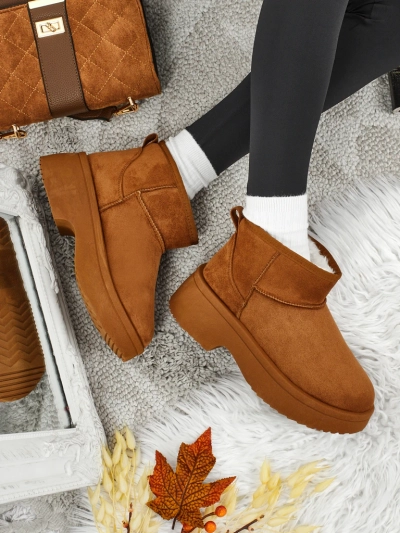 Short women's snow boots a'la Liorah