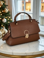 коричневый