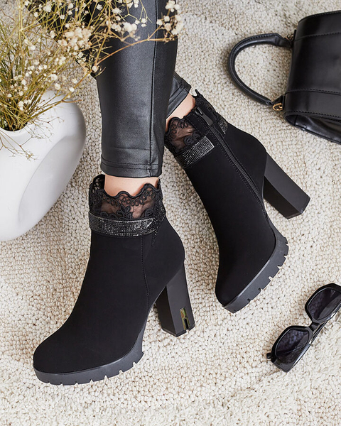 Royalfashion Женские сапоги на шпильке с декором Leroleda