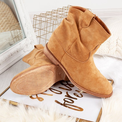 Camel-colored cowboy boots on platforms Brunoki - Footwear