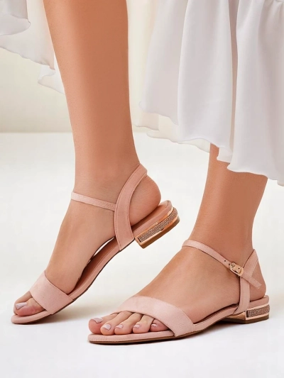 Royalfashion Naiste lamedad sandaalid Aronies