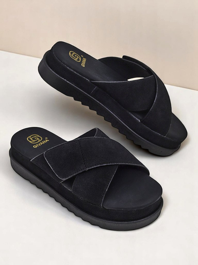 Royal Fashion Women's flat sandals Evre