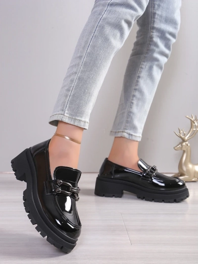 Royalfashion Naiste patendi loafers Arieda