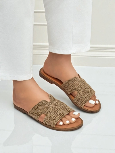 Rpyalfashion Women's sandals with a decorative strap Braida