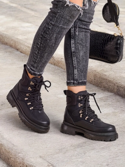 Женские трэпперские ботинки Royalfashion Savelly