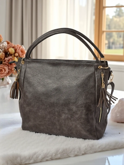 Artemida Vera women's leather bag – gray elegance and functionality