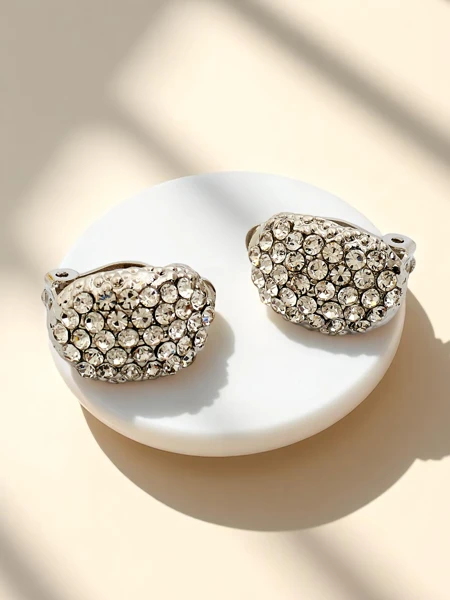 Royalfashion Naiste klipskõrvarõngad tsirkooniaga