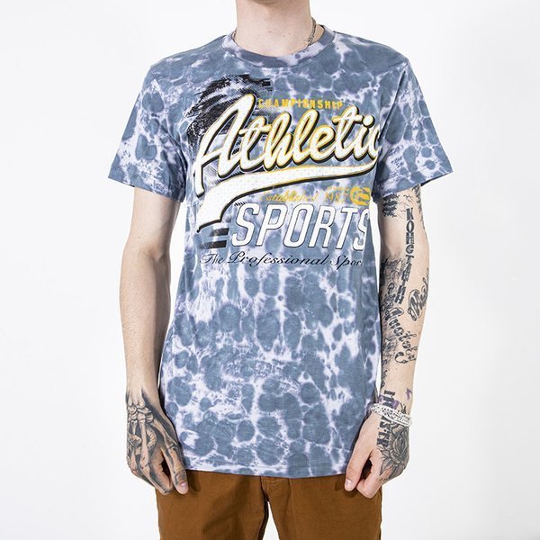 Серая мужская футболка с надписью