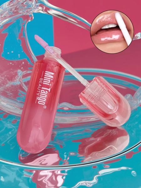 Lip gloss with glitter color Chic