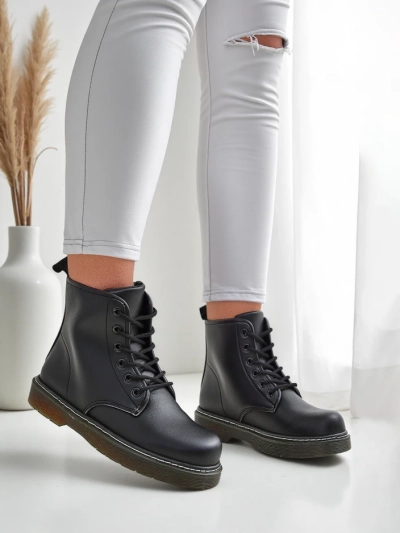 Royalfashion Women's Boots Frioze