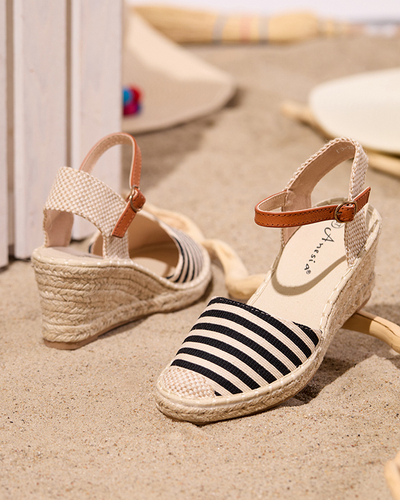 Naiste mustad triipudega espadrillid Mecera wedge - kingad