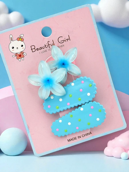 Set of hair clips with a floral motif