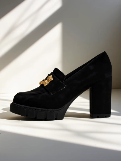 Katherine Elegante Mustad Seemisnahast Kontskingad