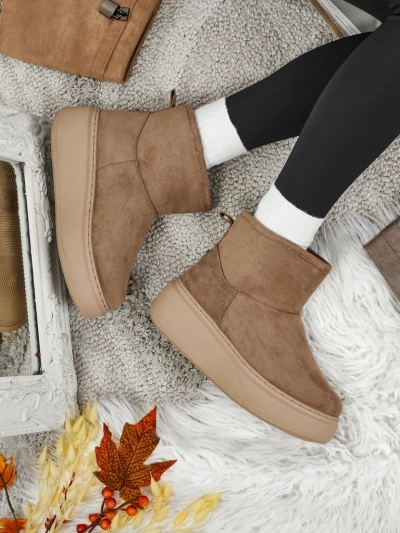 Lühikesed naiste a'la saapad kinnitatava pealisega Elizze