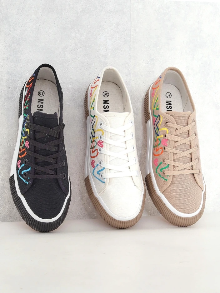 Royalfashion Naiste tenniset südame printiga Sercess