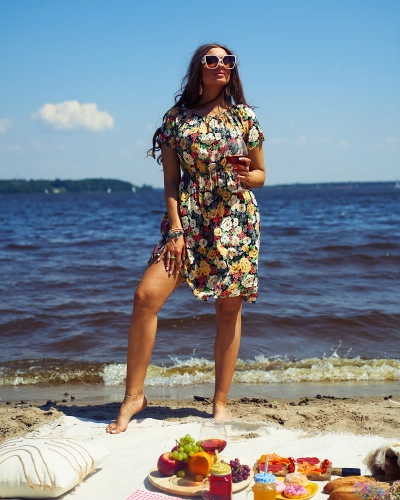 Royalfashion Naiste lilleline minikleit a'la hiszpanka must