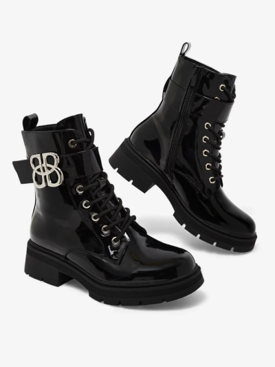 Lakitud ökonahast naiste poolsaapad Veuli