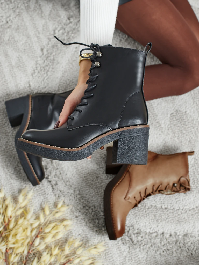 Women's eco-leather heeled ankle boots Zeltra