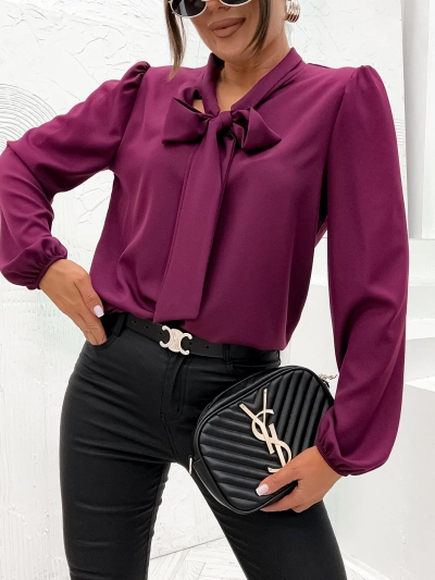 Royalfashion Kvinner's bluse med en bue