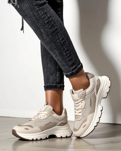 Royalfashion Naiste spordijalatsid Totter