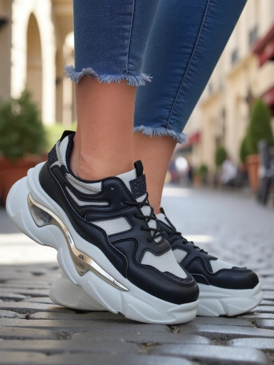 Royalfashion Women's sneakers on thicker sole Lesalli