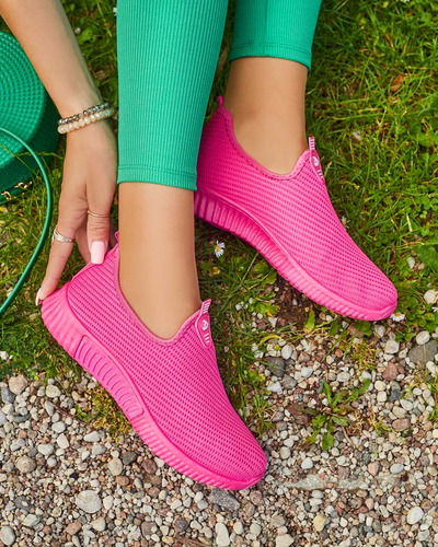 Mustad naiste slip-on spordijalatsid Banila - Jalatsid