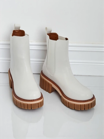 Öko-nubukist plokk-kontsaga poolsaapad Amber Walk