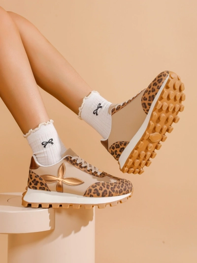 Спортивные кроссовки Royalfashion для женщин на толстой подошве Aloqa