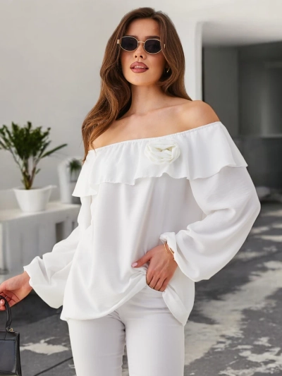 Royalfashion Naiste pluus a'la Hispaania volangidega ja lilledega