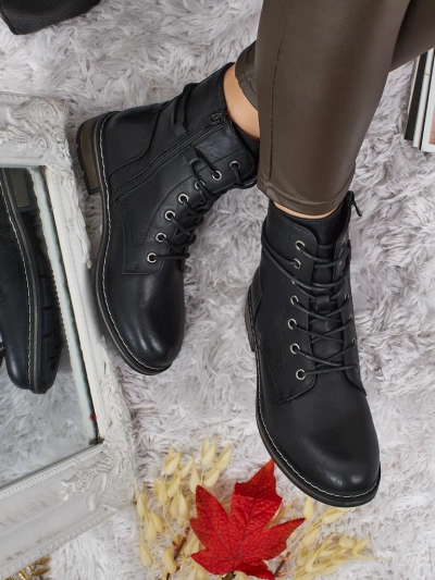 Öko-nahast paeltega naiste saapad Ravonna