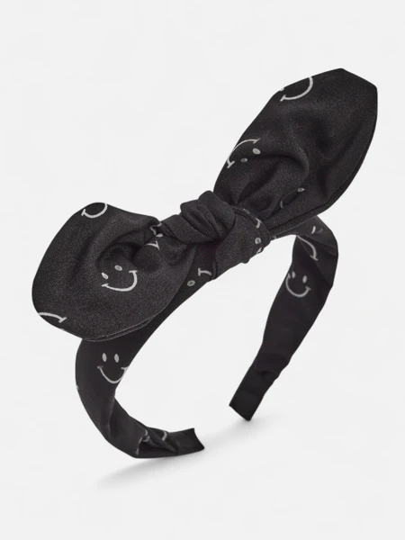 Royalfashion laste juuksepael naeratavate nägudega lipsukesega