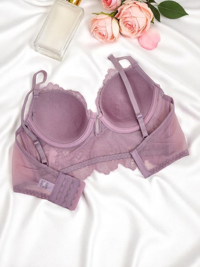 Royalfashion Naiste polsterdatud pitsist korsettrinnahoidja Grace Corset