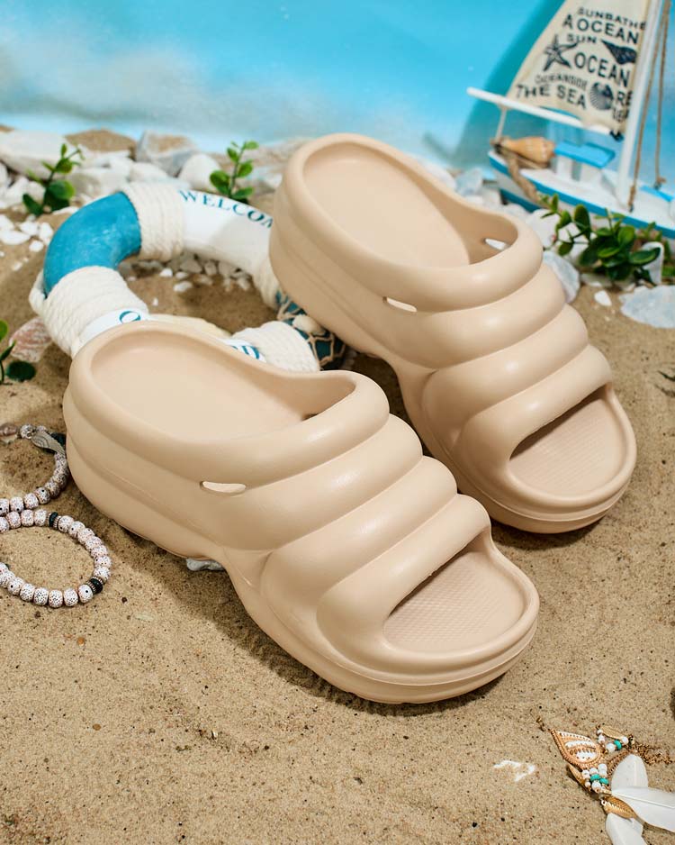 Royalfashion Женские резиновые шлепанцы Koriv