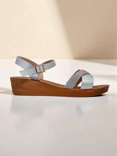 Royalfashion Женские босоножки на танкетке со стразами Allona