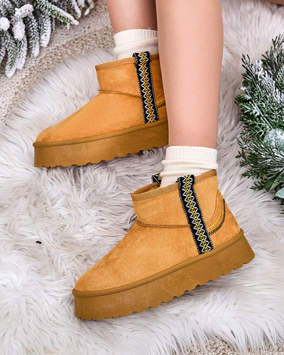 Royalfashion Women's short boots a'la snow boots with ornament Erititta