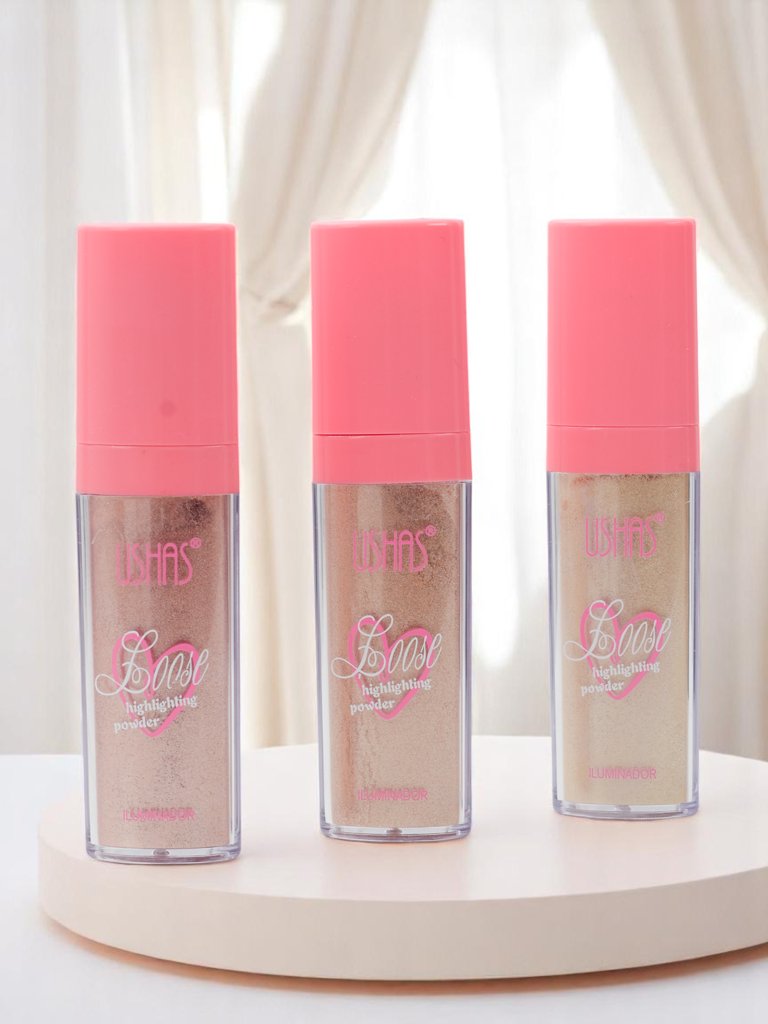 USHAS Loose Highlighter for Face with Applicator Puff Radiance