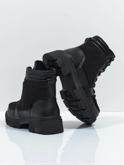 Naiste karvase voodriga töösaapad Ardella