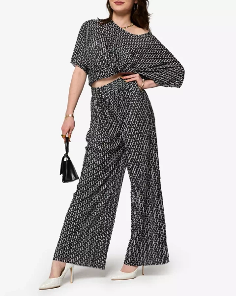 Black women's patterned pleated set - Clothing