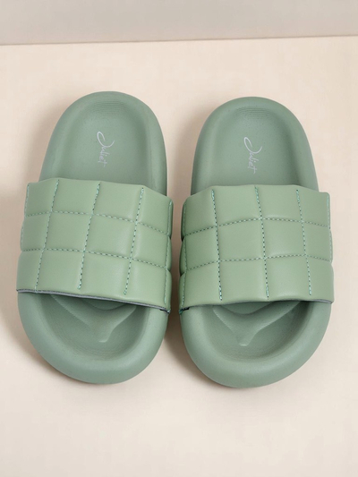 Royalfashion Women's Flat Quilt Walk Flip-Flops