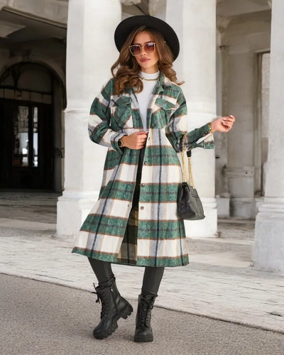 Зеленая женская длинная рубашка в клеточку