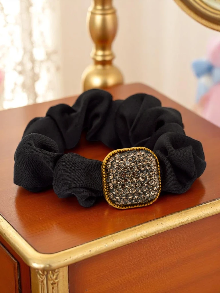 Royalfashion Juuksekumm dekoratiivse särava kivikesega Satin Shine