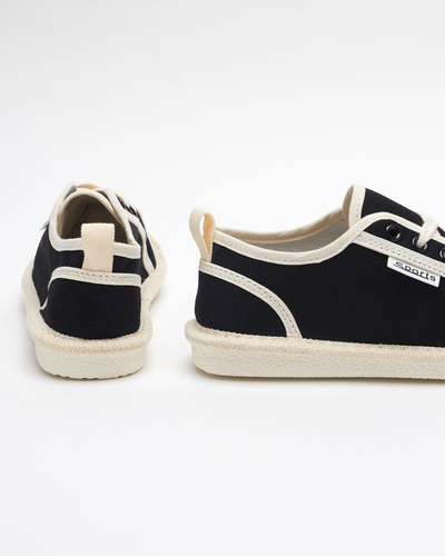 Mustad Mokida riidest naiste tossud - Jalatsid