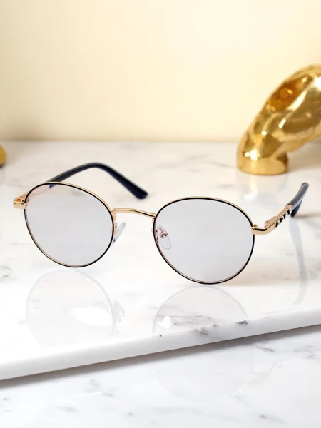 Royalfashion Sunglasses in a Square Skyline Shades