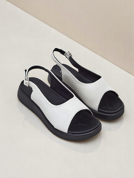 Royalfashion Women's Riva sandals on a thick sole