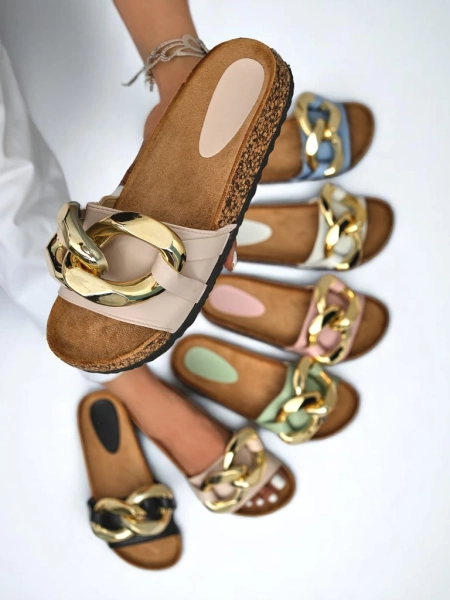 Coralia Royalfashion women's ecru platform flip-flops with chain