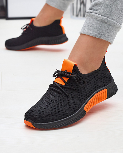 Mustad naiste spordijalatsid oranži sisekattega Keteti - Jalatsid