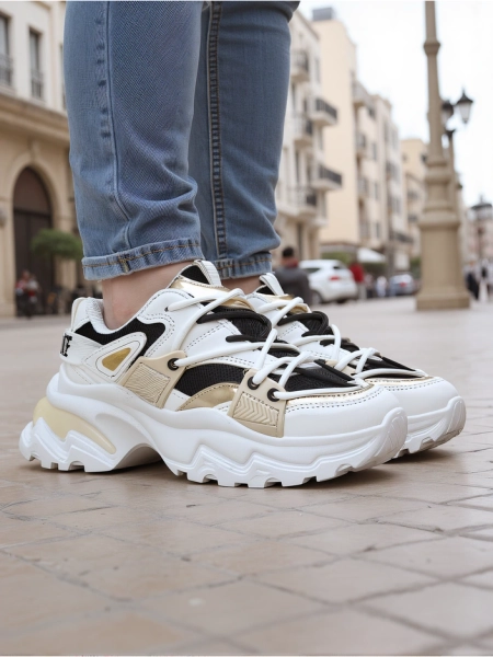Royalfashion Naiste Sneakerid Semio